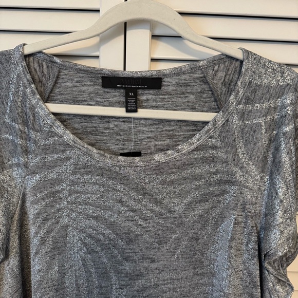 White House Black Market Silver Patterned Short Sleeve Top Size XL - Picture 2 of 6